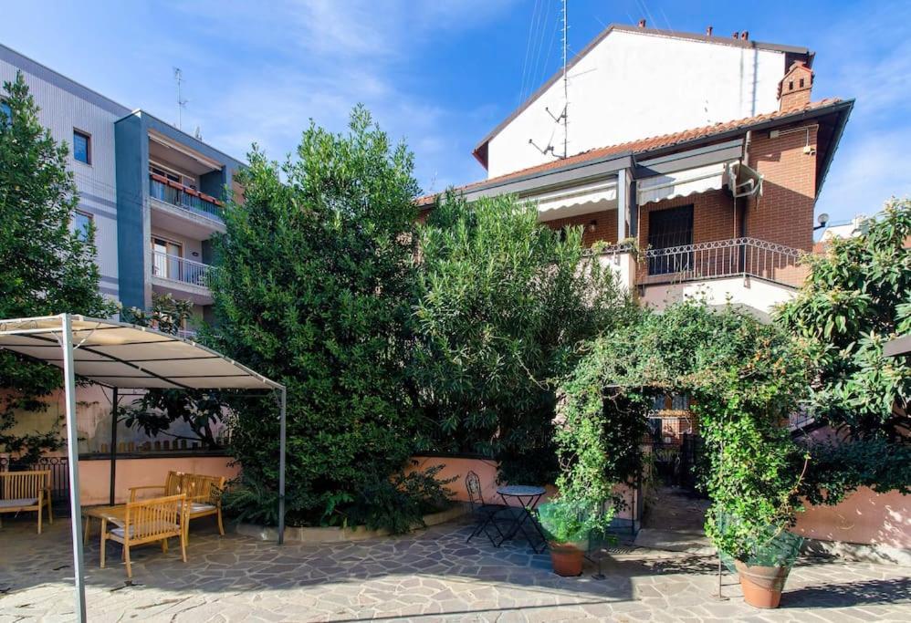 Un Insospettabile Angolo Verde In Citta Διαμέρισμα Μιλάνο Εξωτερικό φωτογραφία